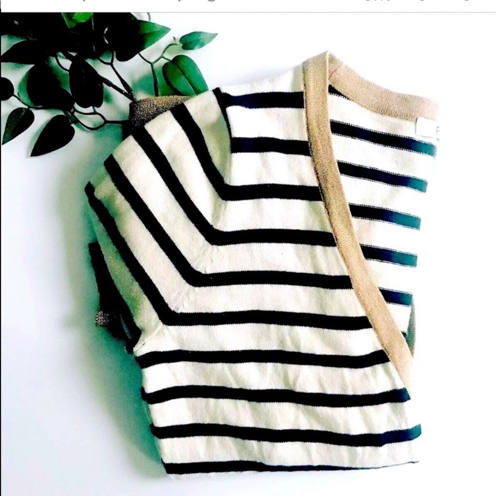 Forever21 Cardigan Striped Cream & Black Size M